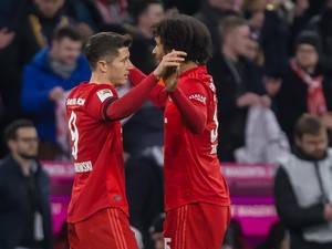 Lewandowski pada MU: Zirkzee Butuh Waktu