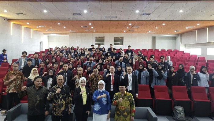 Anggota DPR RI Atalia Praratya saat sosialisasi empat pilar kebangsaan di Bandung.