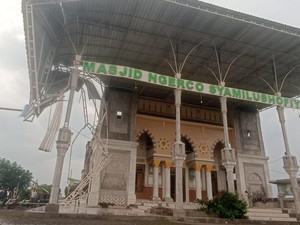 Angin Kencang Terjang 2 Desa di Jombang, Masjid-Rumah Warga Rusak