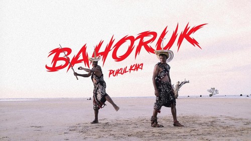 Bahoruk atau pukul kaki, tradisi budaya masyarakat Rote Ndao, NTT. (Dok. Pemkab Rote Ndao)