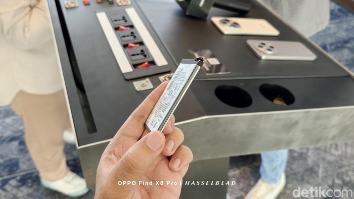 Baterai Oppo Find X8