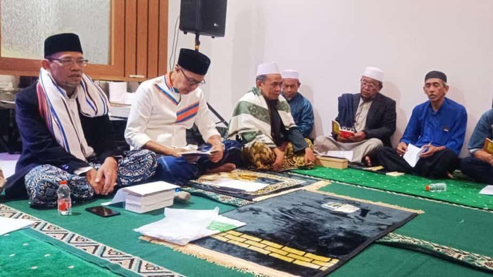 Calon Wali Kota Sukabumi Ayep Zaki Gelar Istighosah