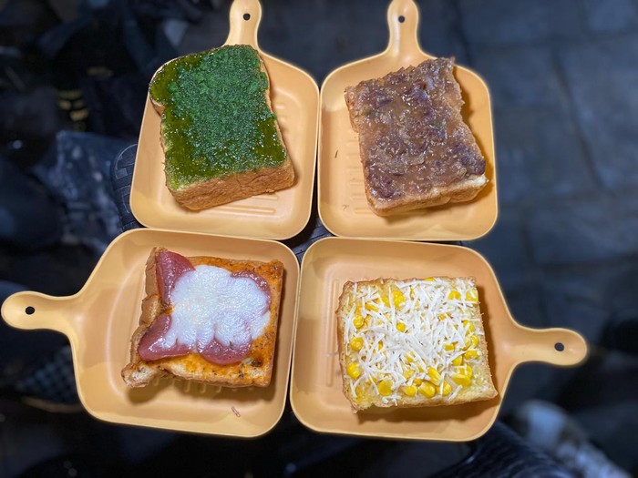 Empuk Lembut! Roti Kukus Viral di Tebet yang Harganya Rp 15 Juta