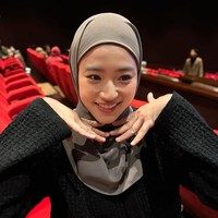 Postingan Haruka berhijab langsung mendapatkan banjir pujian dari warganet dan ada yang memanggil Haruka dengan sebutan ukhti yang artinya saudara perempuan. Cantik banget Haruka, ashadu... ucap akun @jojoelmemore.Maasyaallah Ukhti Haruka😍😂, saut akun @raiz.mo. Walaikum salam ughty haruka ❤️, timpal akun @galihndut25.Subhanallah ukhty 😍, ujar akun @yudis_512. Foto: Dok. Instagram @haruuuu_chan.