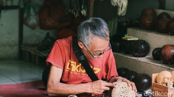 Kamera utama 50 MP bersanding dengan ultrawide 50 MP, telephoto periskop 50 dengan zoom optic 3x dan telephoto periskop 50 MP dengan zoom optic 6x. Foto: Adi Fida Rahman/detikINET