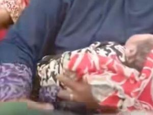 Ibu Muda di Jember Lahirkan Bayi di Jalan Area Perkebunan