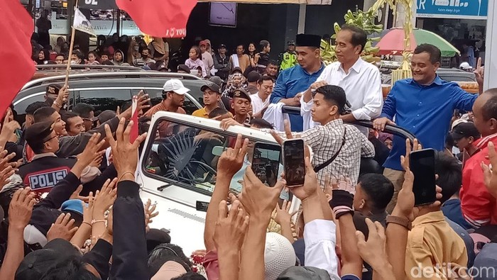 Jokowi bersama Ahmad Luthfi dan Taj Yasin di Klaten, Jumat (22/11/2024).