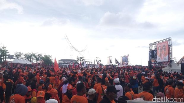 Kampanye Akbar Danny-Azhar di Makassar. Sahrul Alim/detikSulsel