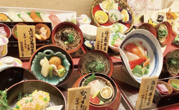 Kini Makin Banyak Turis Ikut Kelas Replika Makanan Khas Jepang