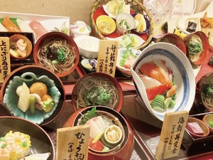 Kini Makin Banyak Turis Ikut Kelas Replika Makanan Khas Jepang