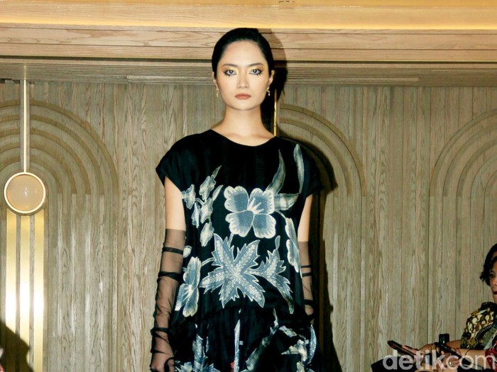 Iwan Tirta Private Collection Runway 2025 MAHITALA