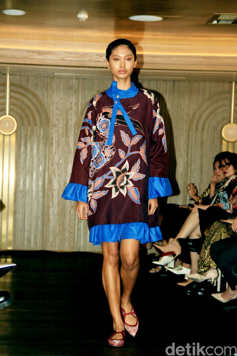 Iwan Tirta Private Collection Runway 2025 'MAHITALA'