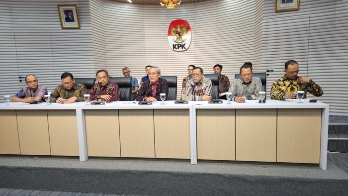 Konferensi pers di KPK (Adrial/detikcom)