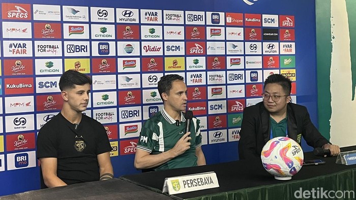 Konferensi pers Persebaya