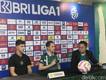 Paul Munster Siapkan Skuad Serba Bisa Jelang Duel Persebaya Vs Persija