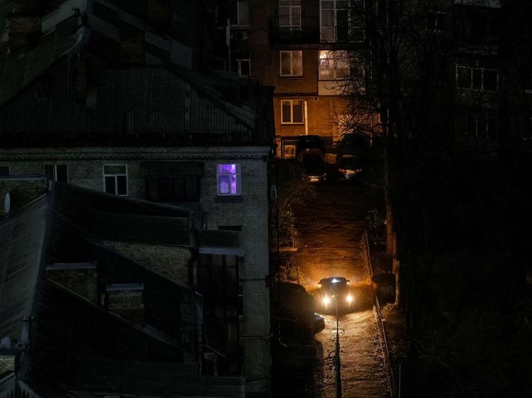 Kyiv Gelap Gulita di Tengah Serangan Rusia