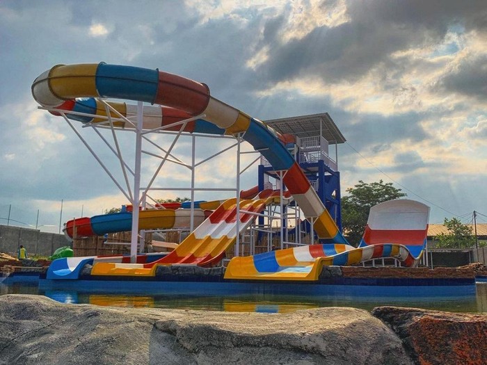 Majalaya Waterpark.