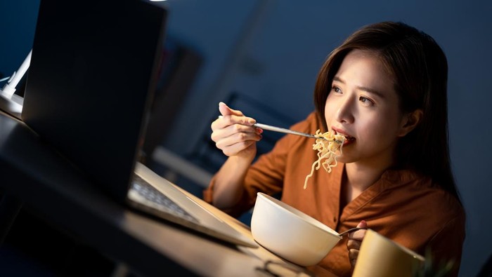 Sahur Lebih Awal Vs Sahur Mepet Imsak, Pilih Mana Biar Nggak Cepat Lapar Lagi?