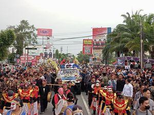 Soal Jokowi Ikut Pawai, Ahmad Luthfi: Tak Ada Kaitannya dengan Cawe-cawe