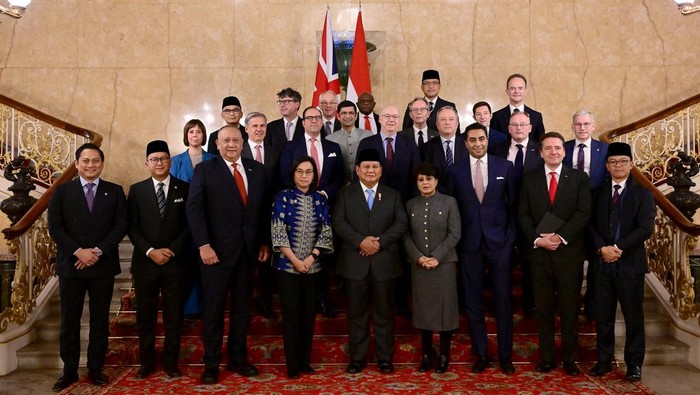 Prabowo dan Jajaran di CEO Roundtable Forum
