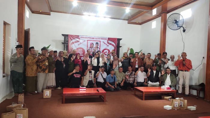 Relawan Anies Baswedan Tulungagung Deklarasi Dukung Risma-Gus Hans