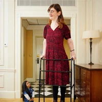 Pertemuan pertama antara dua wanita yang memegang rekor dunia Guinness sebagai wanita tertinggi dan terpendek di dunia menjadi momen yang unik. Rumeysa Gelgi, wanita tertinggi dengan tinggi badan 215 cm dan Jyoti Amge, wanita terpendek dengan tinggi hanya 62cm  bertemu dalam perayaan Guinness World Records Day yang ke-20. Foto: Guinness World Records