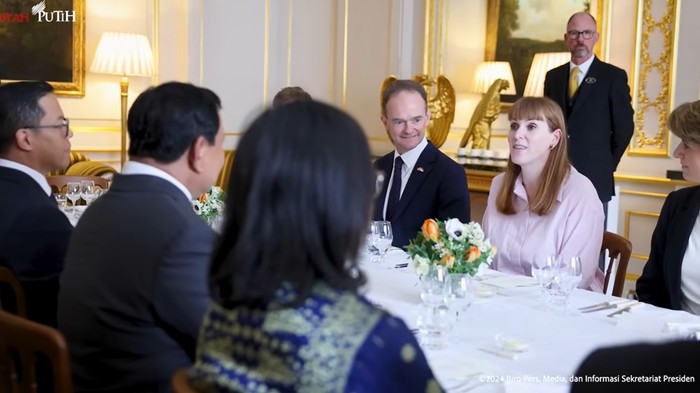 Santap Siang Bersama, Presiden Prabowo dan Wakil PM Angela Rayner Bahas Program Gizi untuk Anak-anak. Foto: YouTube Sekretariat Presiden.