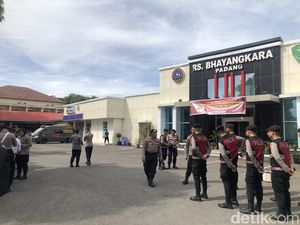 Kabag Ops Polres Solok Selatan 2 Kali Tembak Kepala Kasat Reskrim