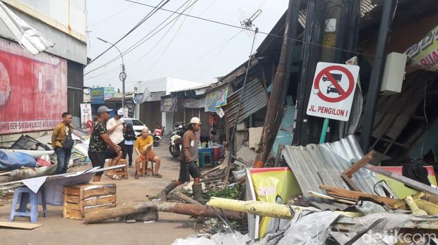 Suasana ruko yang terdampak di Jalan Prof Hamka, Kelurahan Ngaliyan, Kecamatan Ngaliyan, Jumat (22/11/2024).