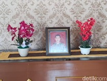 Video Jenazah Kasat Reskrim Polres Solok Selatan Akan Dibawa ke Makassar