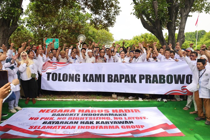 Wamenaker pegawai indofarma