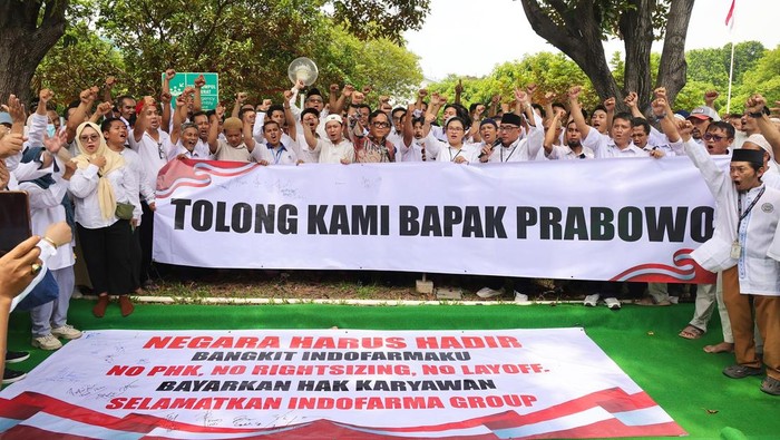 Wamenaker pegawai indofarma