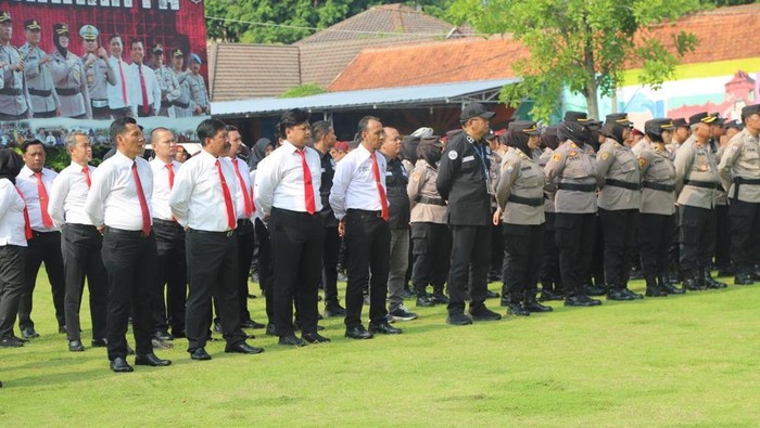 Apel gelar pasukan Polresta Solo, Sabtu (23/11/2024).