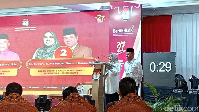 Calon Bupati Musi Rawas (Mura) nomor urut dua, Suwarti mengungkapkan Musi Rawas memerlukan pembangunan infrastruktur yang merata. Maka dari itu, ia akan fokus soal infrastruktur di tiap desa.
