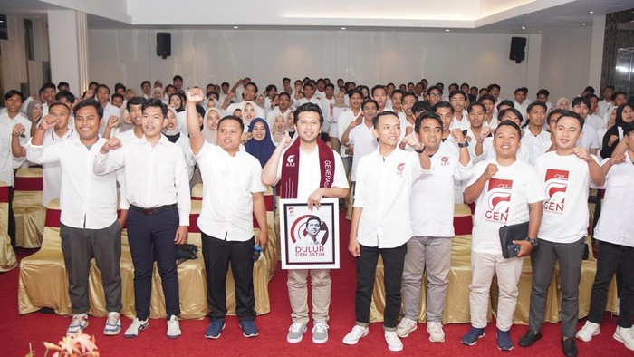 Cawagub Jatim nomor urut 2 Emil Dardak bertemu ratusan anak muda yang tergabung dalam GEN Jatim.