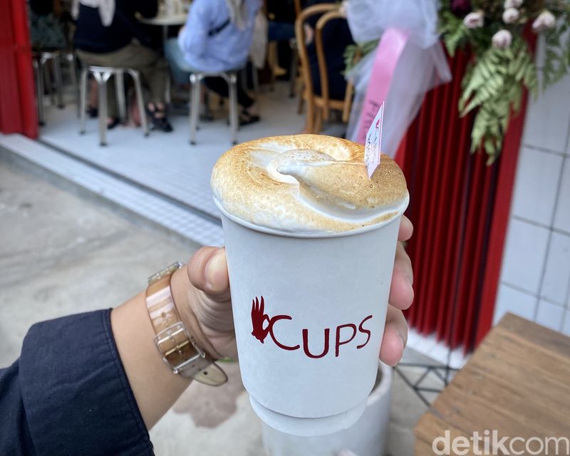 Cups Coffee Blok M