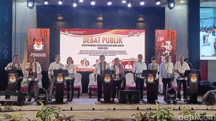 Debat publik kedua Pilbup Kupang, Jumat (22/11/2024).