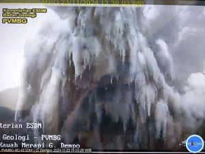 Gunung Dempo Erupsi, Ketinggian Abu Vulkanik Kurang Lebih 200 Meter