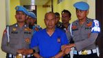 Ekspresi Kabag Ops Penembak Kasat Reskrim Polres Solok Selatan Berbaju Tahanan