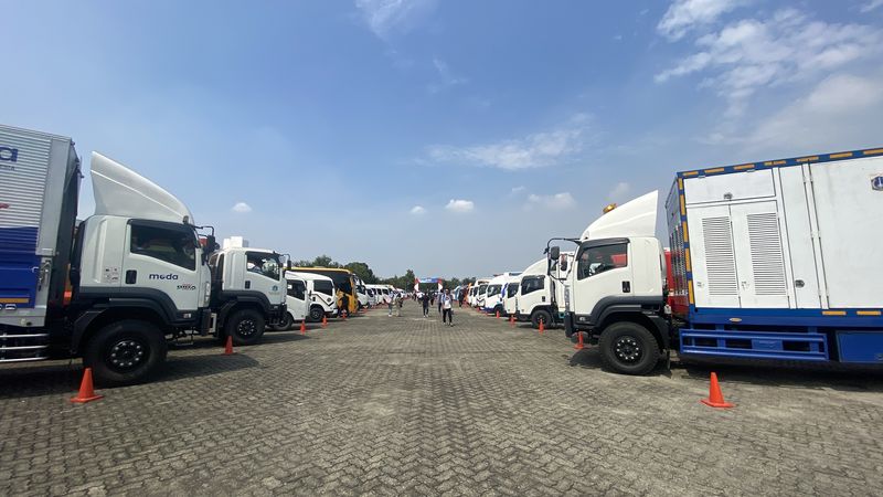 Isuzu konvoi bareng konsumen