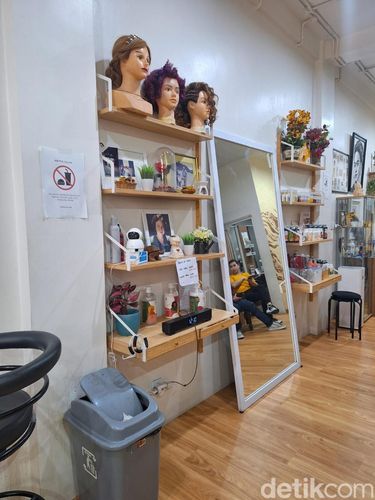 Kriwil, salon khusus rambut keriting.