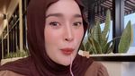 Ririe Fairus Jago Masak dan Bikin Kue Ulang Tahun Unik