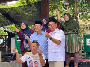 Yoyok-Joss Ziarah ke Makam Kiai Sholeh Darat