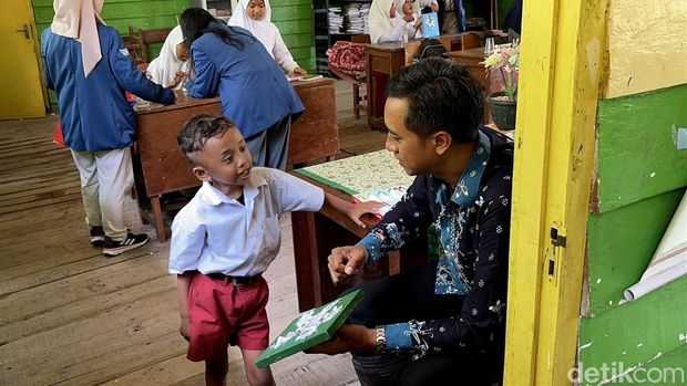 Potret perjuangan guru SD di daerah terpencil Sidoajo