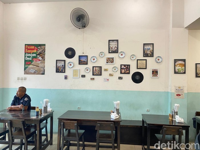 Sensasi Nikmat dan Nyaman Makan Pecel Lele di Warung Modern Sensasi Nikmat dan Nyaman Makan Pecel Lele di Warung Modern