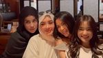 Shella Saukia, Crazy Rich Aceh yang Suka Baking dan Kulineran