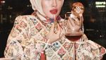 Shella Saukia, Crazy Rich Aceh yang Suka Baking dan Kulineran