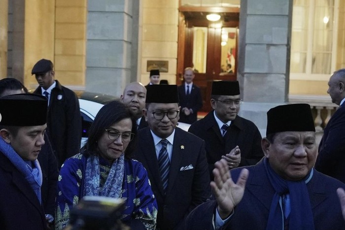 Sri Mulyani Dampingi Prabowo di Tengah Dinginnya London Sri Mulyani Dampingi Prabowo di Tengah Dinginnya London