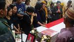 Suasana Duka di Rumah Kasat Reskrim yang Ditembak Kabag Ops Solok Selatan