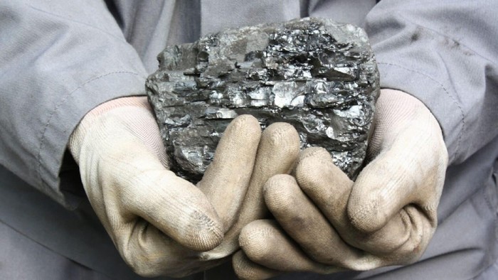 Energi listrik bersih menawarkan begitu banyak peluang, salah satunya dengan mengolah jenis batu-batuan yang mengandung energi tak terbatas.